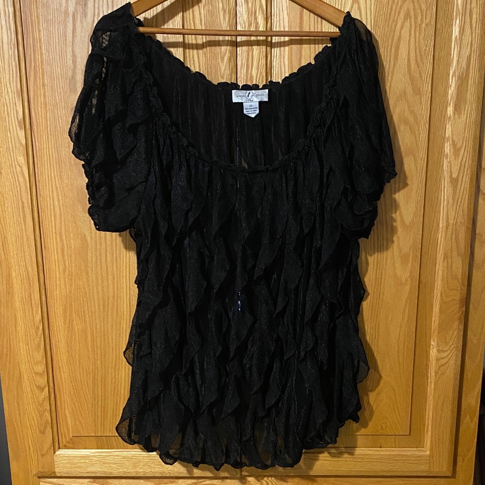 Once Again Women's Black Ruffle Short-Sleeve Blouse